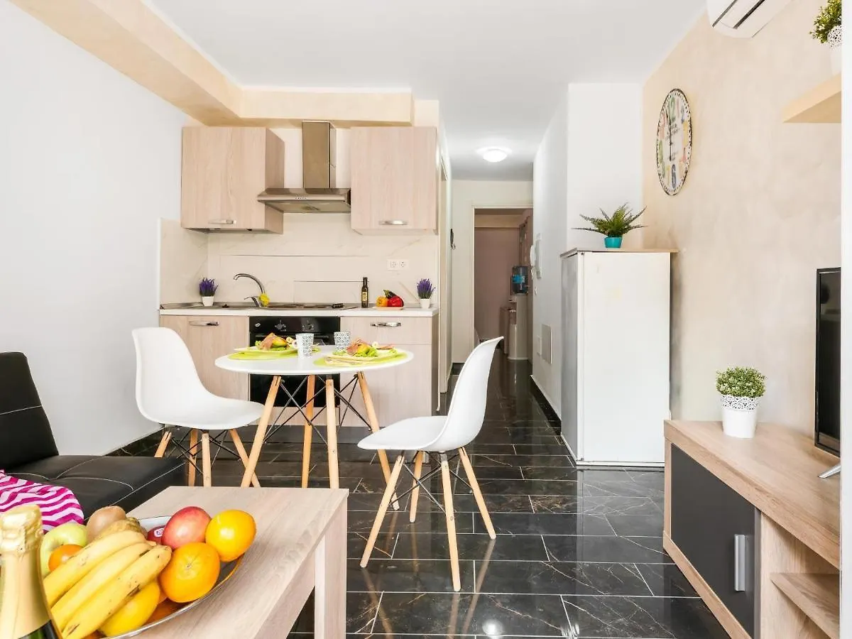 1B Sofia Accommodation Close Services Sea, Wifi! Arona  Spain