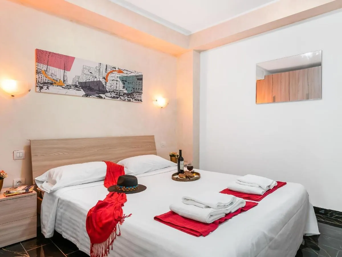 1B Sofia Accommodation Close Services Sea, Wifi! Arona  Arona (Tenerife)